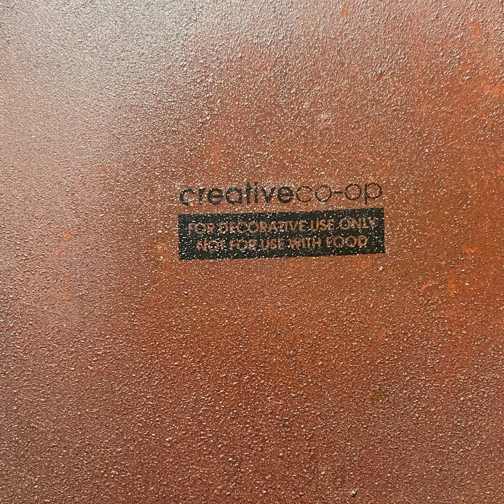 Red Vintage-Style Metal Storage Box e Co Op